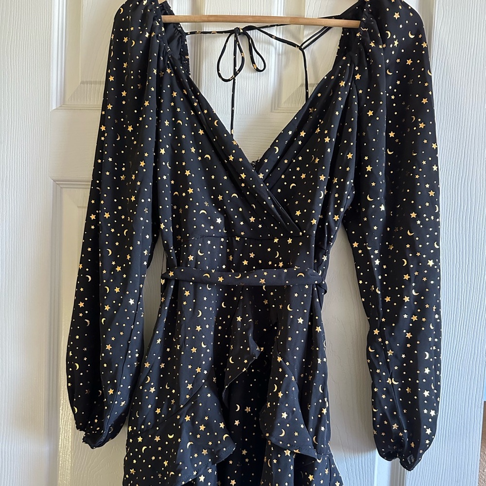 Francesca’s starry black long sleeve dress, size small
